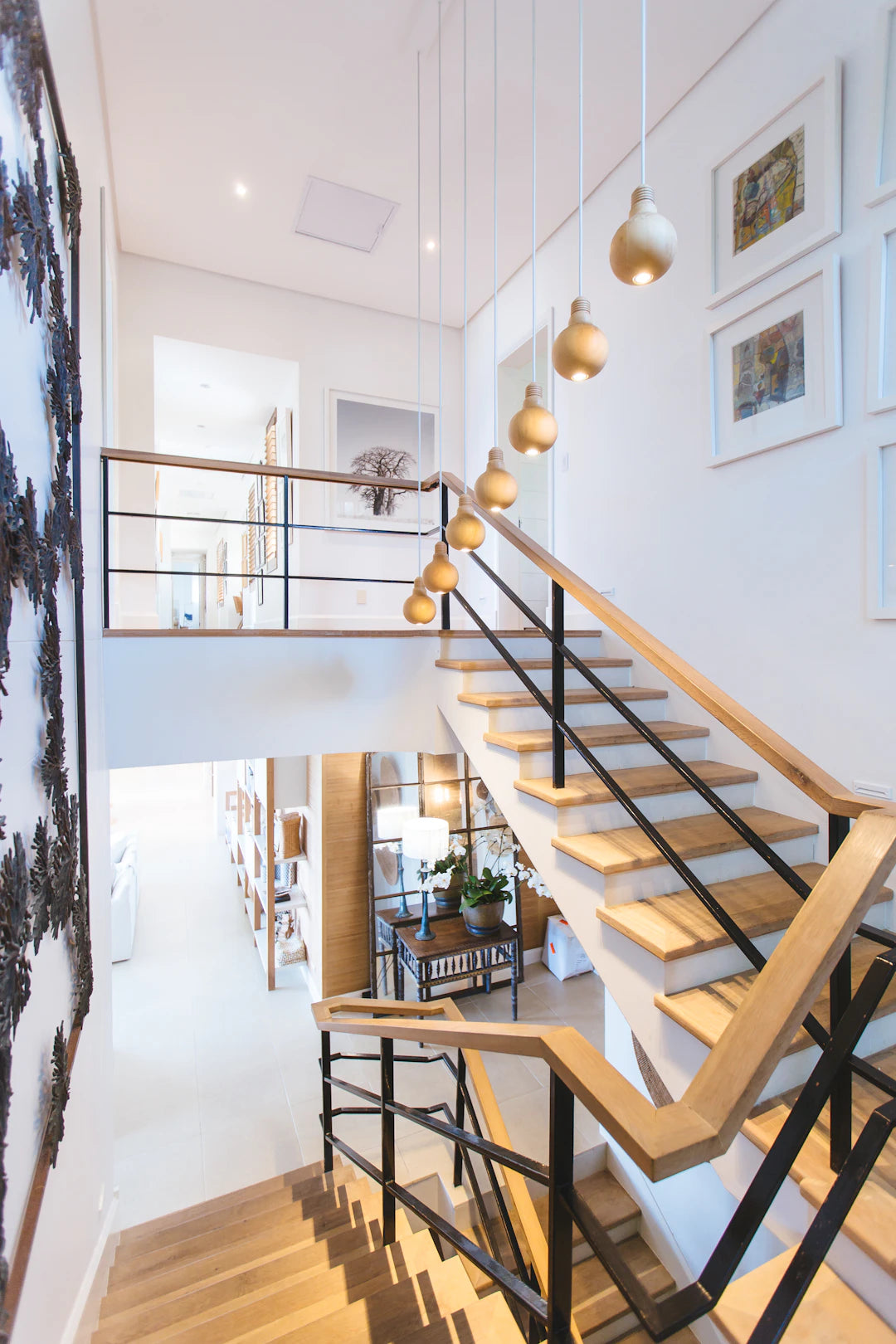Exploring the Latest Trends in Home Décor: Transform Your Space Today!