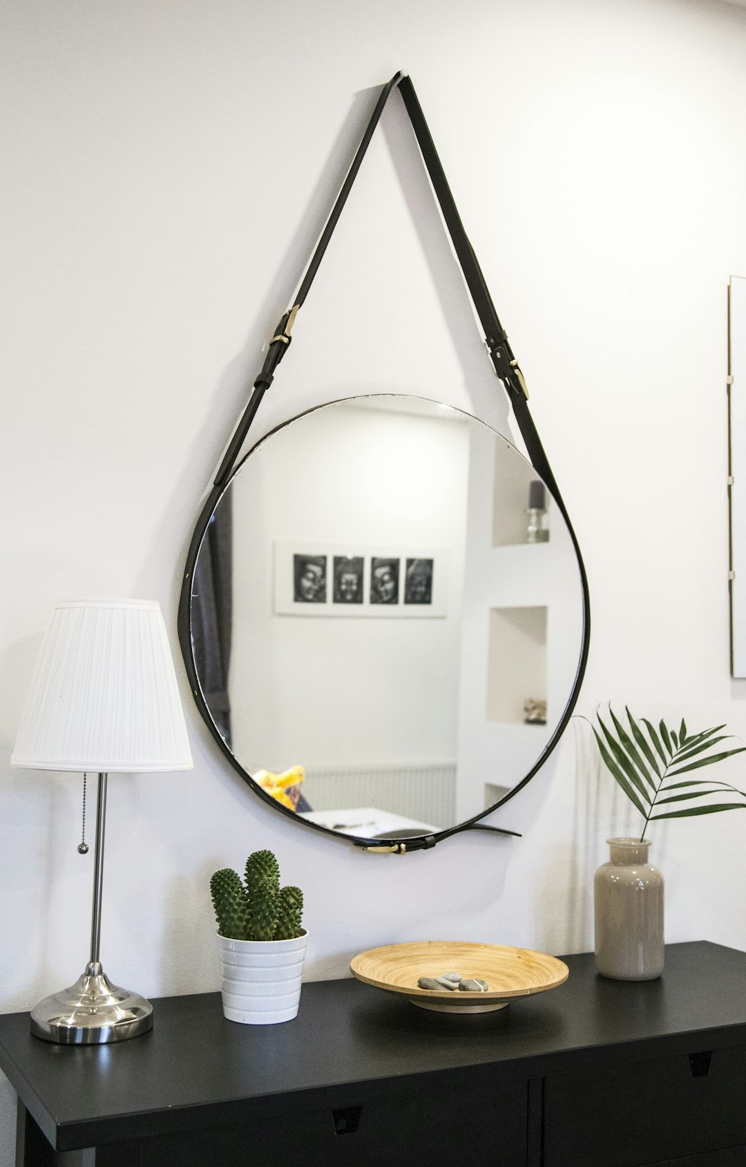 Creative Ways to Use Mirrors in Home Décor