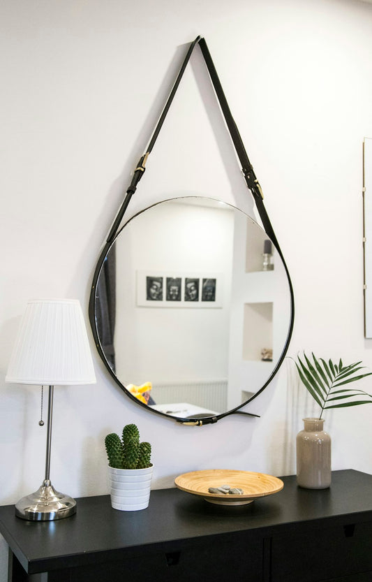 Creative Ways to Use Mirrors in Home Décor