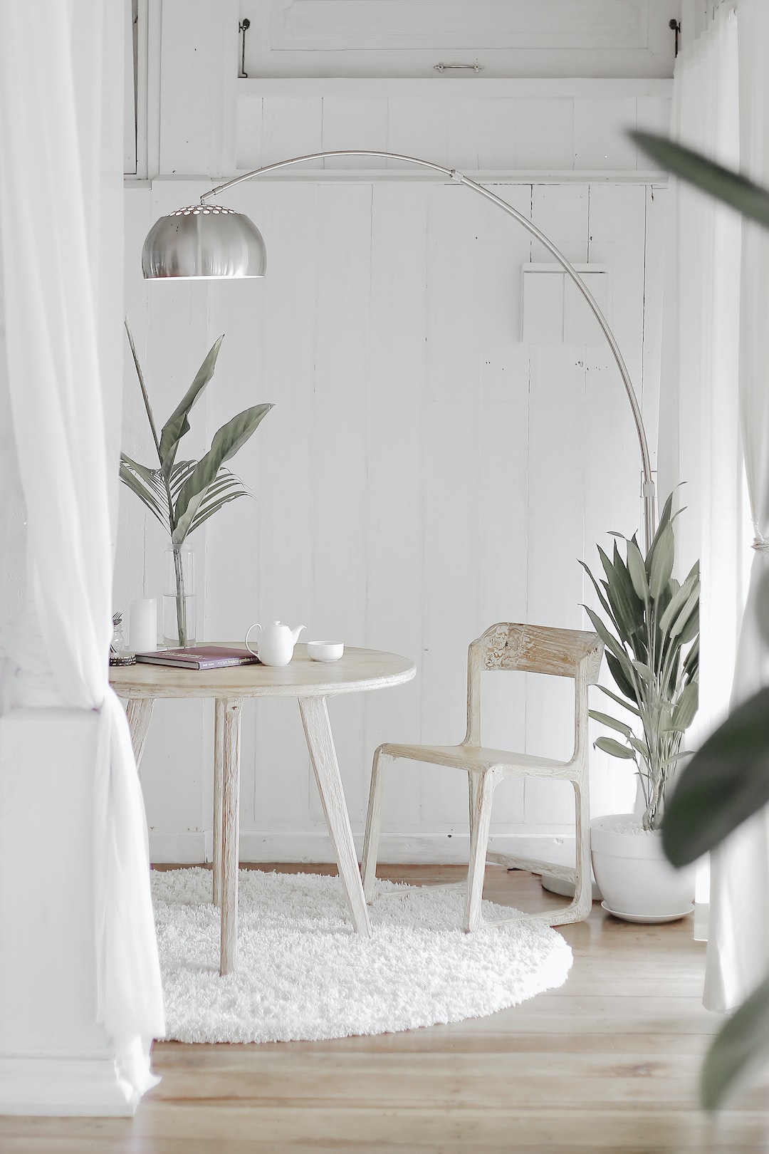 The Green Revolution: Embracing the Benefits of Eco-Friendly Furniture