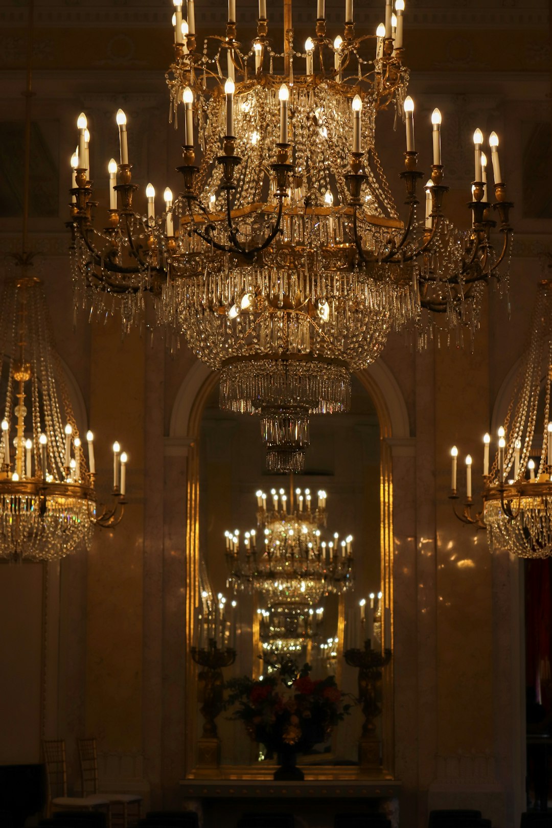 Illuminate Your Space: Choosing the Right Lighting Fixtures for Every Room