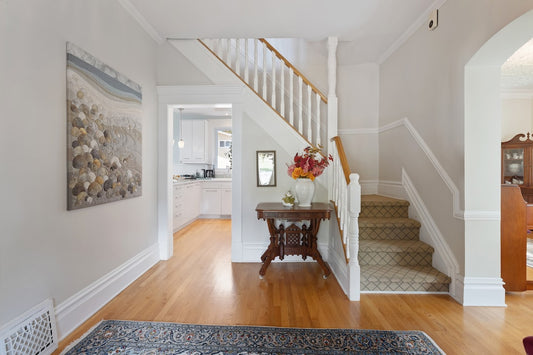 Creating a Welcoming and Functional Entryway: The Key to a Stylish Home