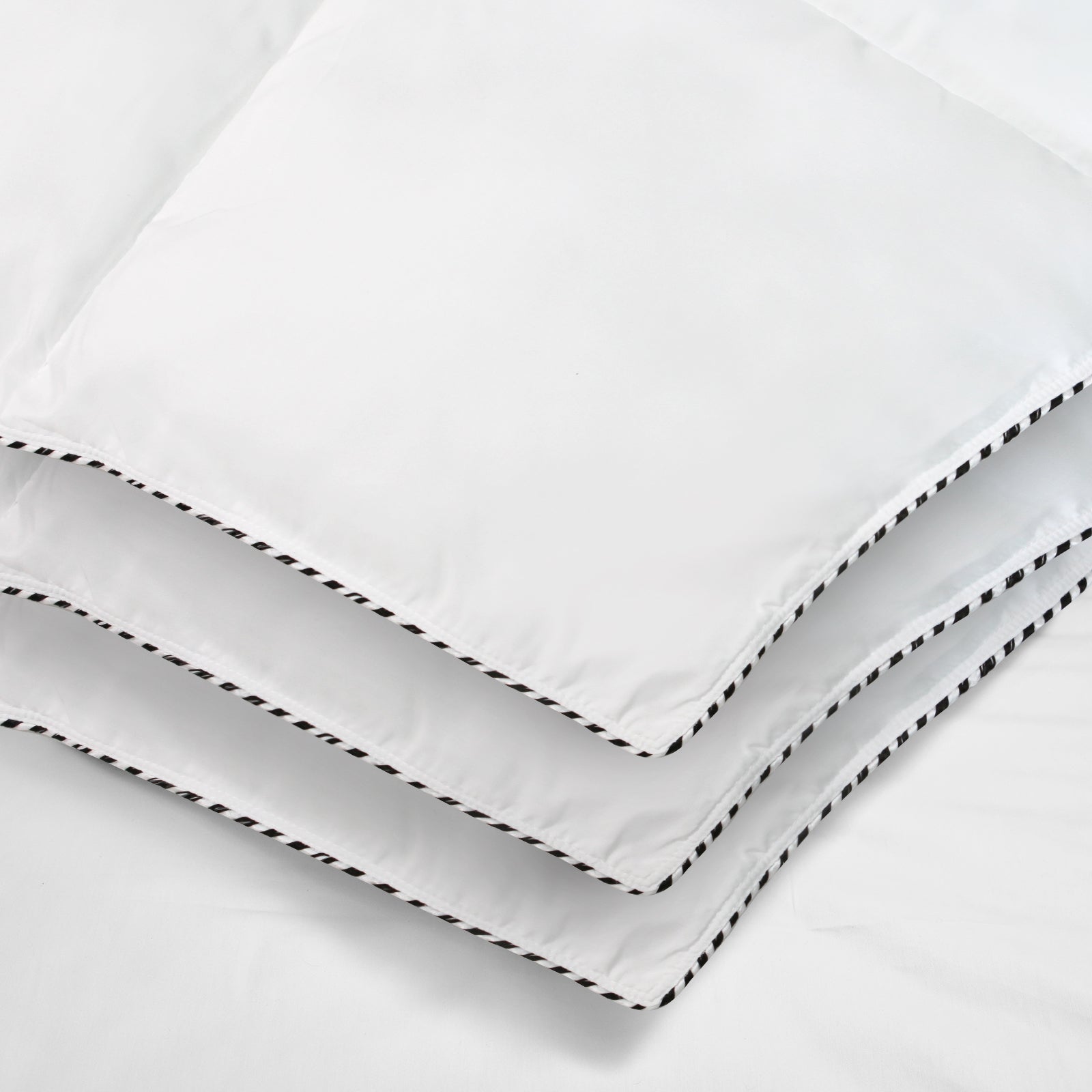 Royal Comfort Bamboo Blend Quilt 250GSM Luxury  Duvet 100% Cotton Cover - King - White