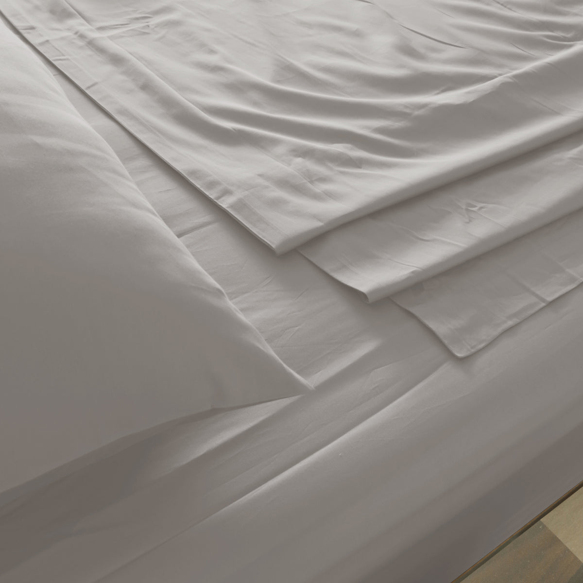 Royal Comfort 1000 Thread Count Bamboo Cotton Sheet and Quilt Cover Complete Set - King - Dove