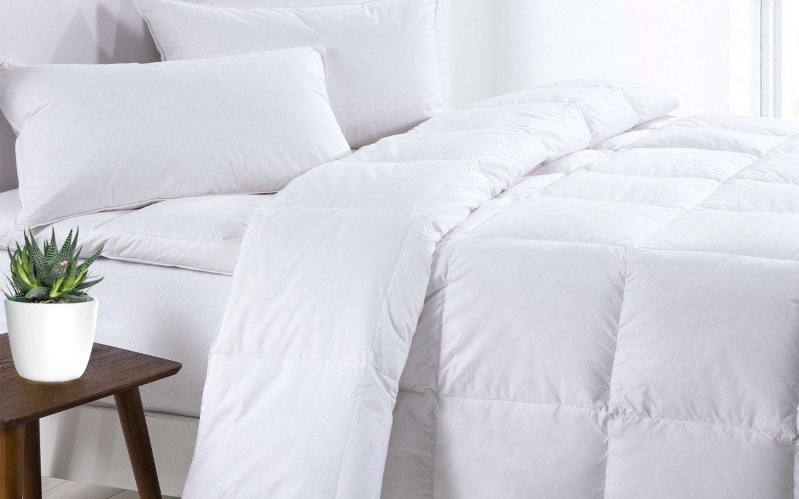 Royal Comfort 500GSM Goose Feather Down Quilt And Bamboo Quilted Pillow Set - Single - White