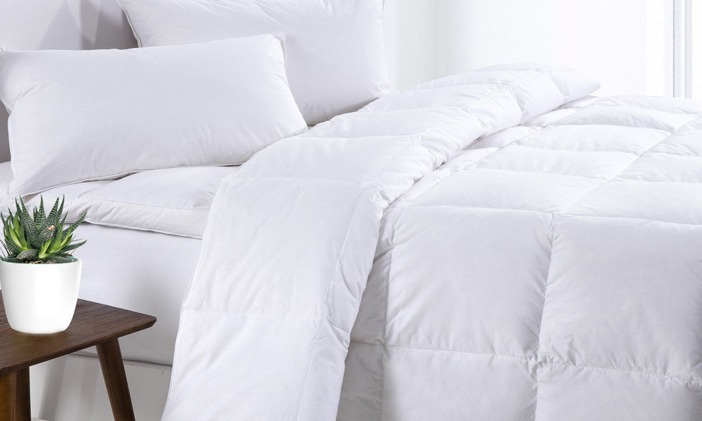 Royal Comfort 500GSM Goose Feather Down Quilt And Bamboo Quilted Pillow Set - Single - White