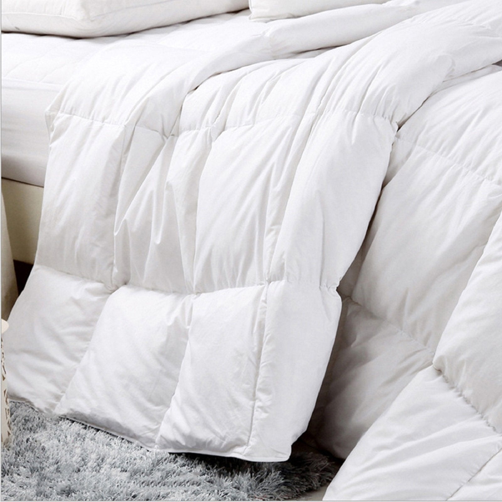 Royal Comfort 500GSM Goose Feather Down Quilt And Bamboo Quilted Pillow Set - Double - White