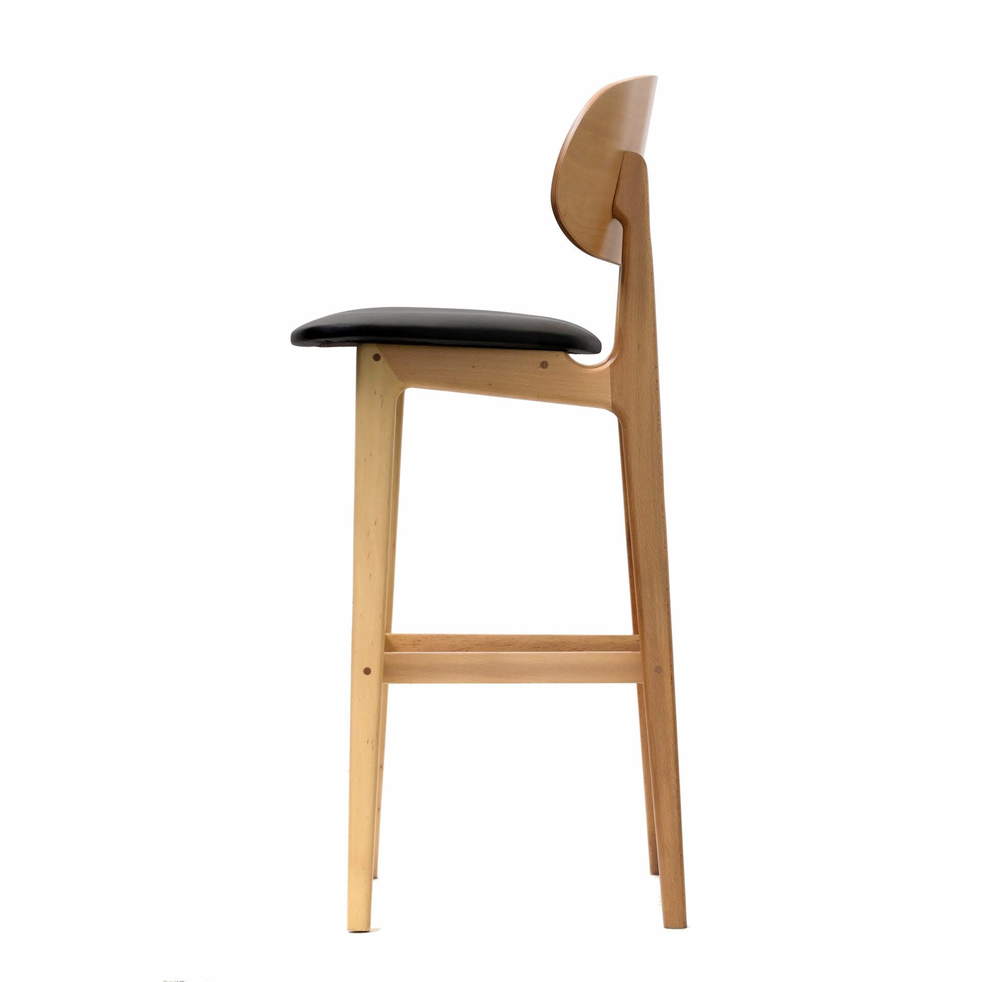 Ban Barstool - Black Dolaro Vinyl Seat - Trojan Oak Frame